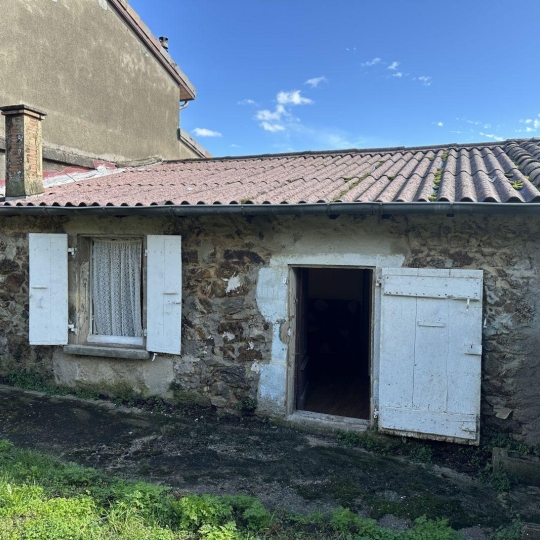  Annonces ARDECHE : Maison / Villa | VALS-LES-BAINS (07600) | 68 m2 | 75 000 &euro; 