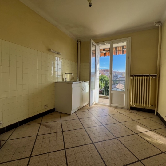  Annonces ARDECHE : Appartement | AUBENAS (07200) | 93 m2 | 129 000 &euro; 