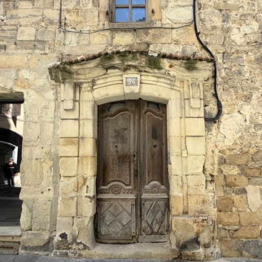  Annonces ARDECHE : Maison / Villa | AUBENAS (07200) | 900 m2 | 670 000 &euro; 