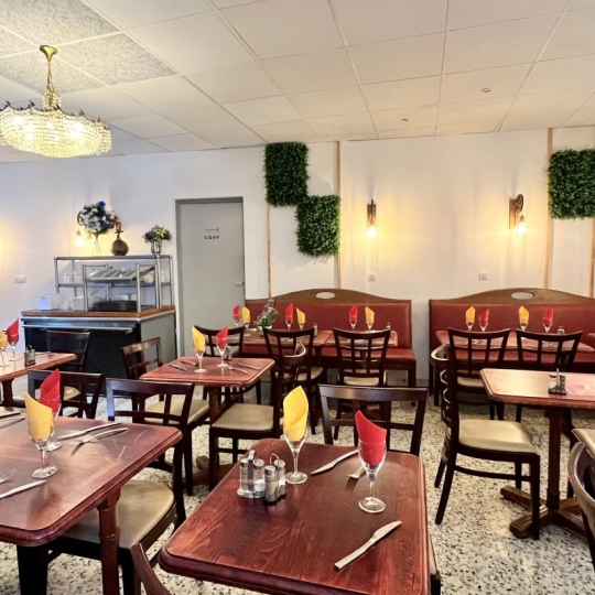  ACI - Agence Centrale Immo : Commerces | VALLON-PONT-D'ARC (07150) | 0 m2 | 160 000 € 