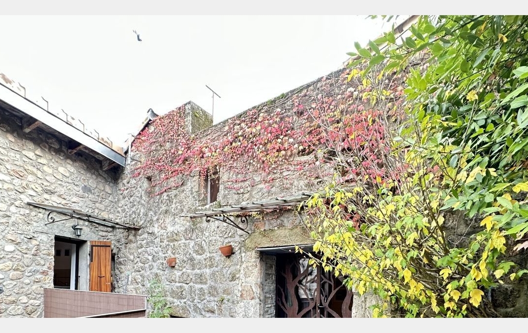 Annonces ARDECHE : Maison / Villa | ANTRAIGUES-SUR-VOLANE (07530) | 72 m2 | 172 000 &euro; 