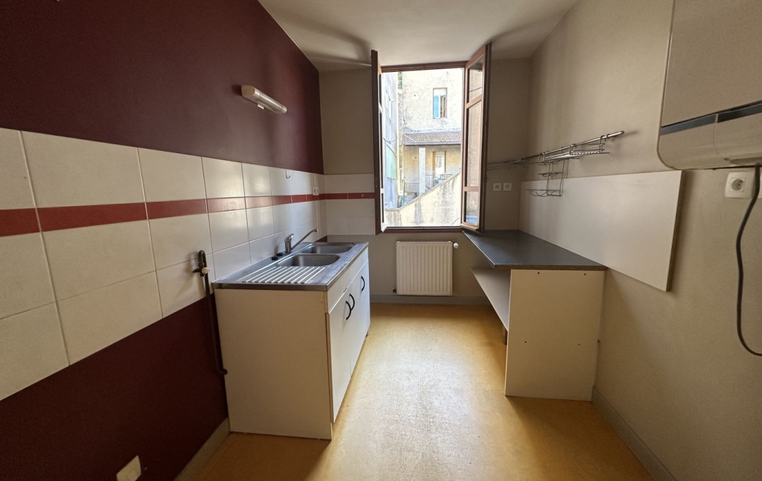 Annonces ARDECHE : Maison / Villa | VALS-LES-BAINS (07600) | 165 m2 | 259 000 &euro; 