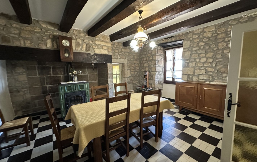 Annonces ARDECHE : Maison / Villa | SAINT-ANDEOL-DE-VALS (07600) | 235 m2 | 367 500 &euro; 