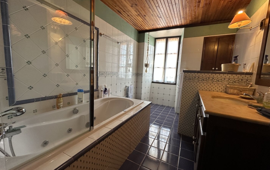 Annonces ARDECHE : Maison / Villa | SAINT-ANDEOL-DE-VALS (07600) | 235 m2 | 367 500 &euro; 