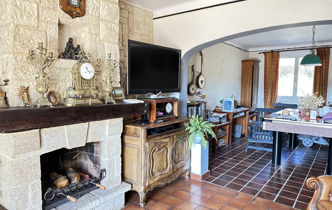 Annonces ARDECHE : Maison / Villa | ANTRAIGUES-SUR-VOLANE (07530) | 140 m2 | 285 000 &euro; 