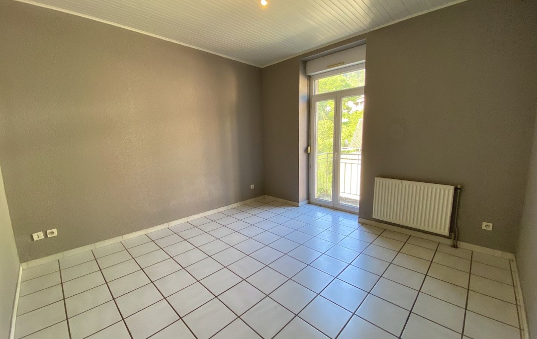 ACI - Agence Centrale Immo : Appartement | VALS-LES-BAINS (07600) | 43 m2 | 450 € 
