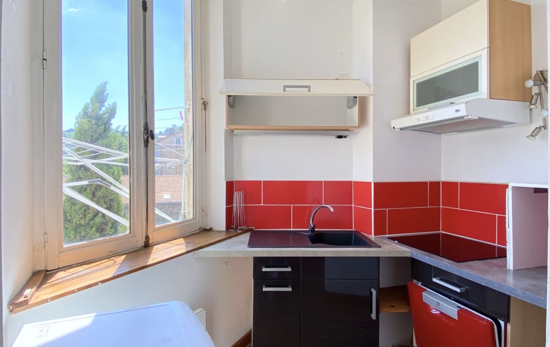 ACI - Agence Centrale Immo : Appartement | VALS-LES-BAINS (07600) | 56 m2 | 75 000 € 