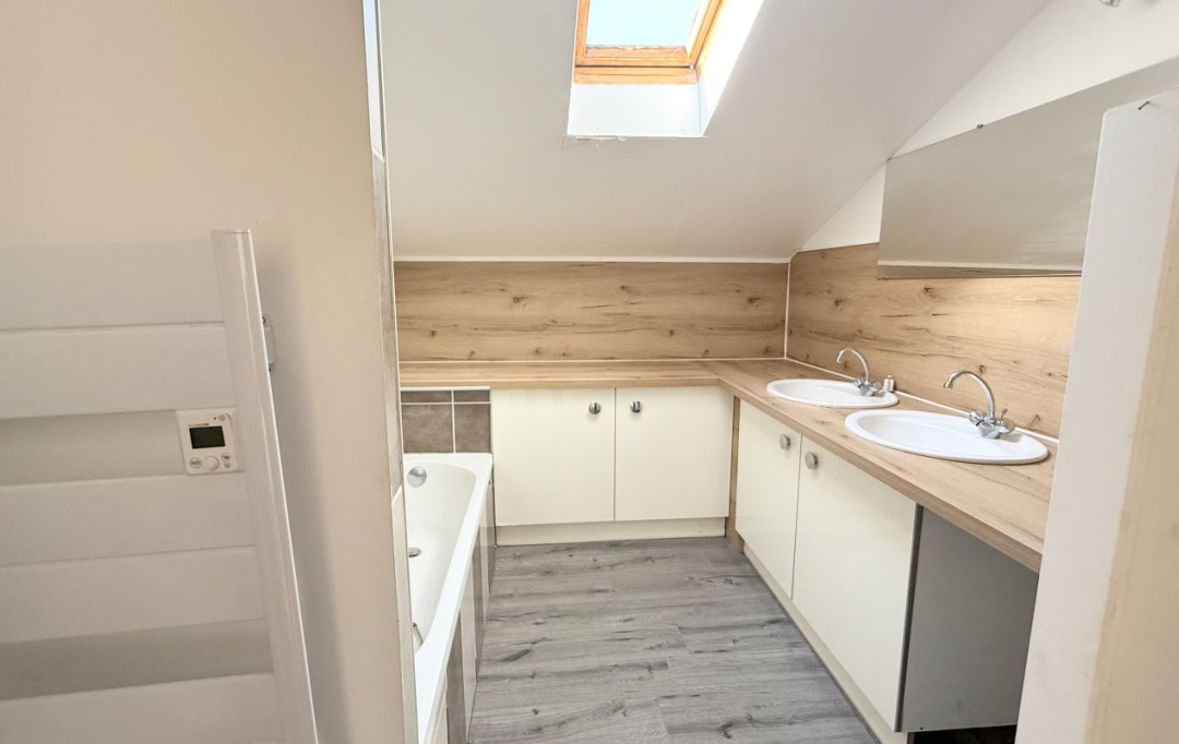 ACI - Agence Centrale Immo : Appartement | VALS-LES-BAINS (07600) | 62 m2 | 86 000 € 