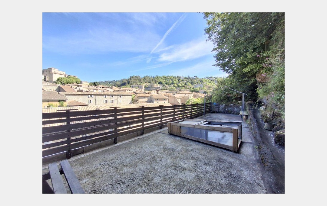 Annonces ARDECHE : Immeuble | LARGENTIERE (07110) | 300 m2 | 255 000 &euro; 