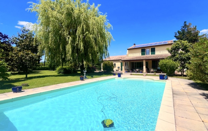 Maison AUBENAS 206 m2 450 000 € Maison AUBENAS 206 m2 450 000 €