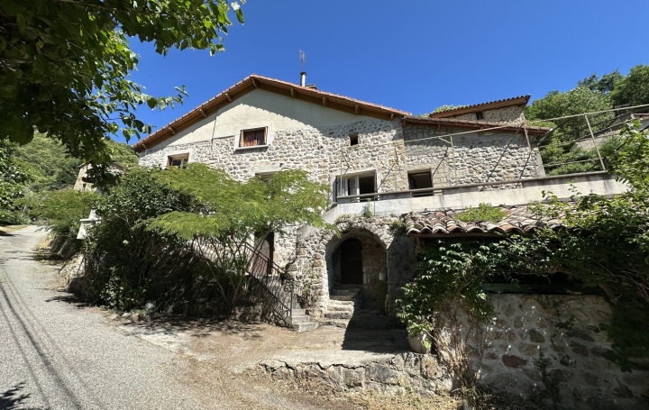 Maison   VALS-LES-BAINS  100 m2 182 000 € 